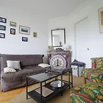 Bright Apt In Montmartre With View