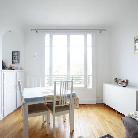 Bright Apt In Montmartre With View * Parigi